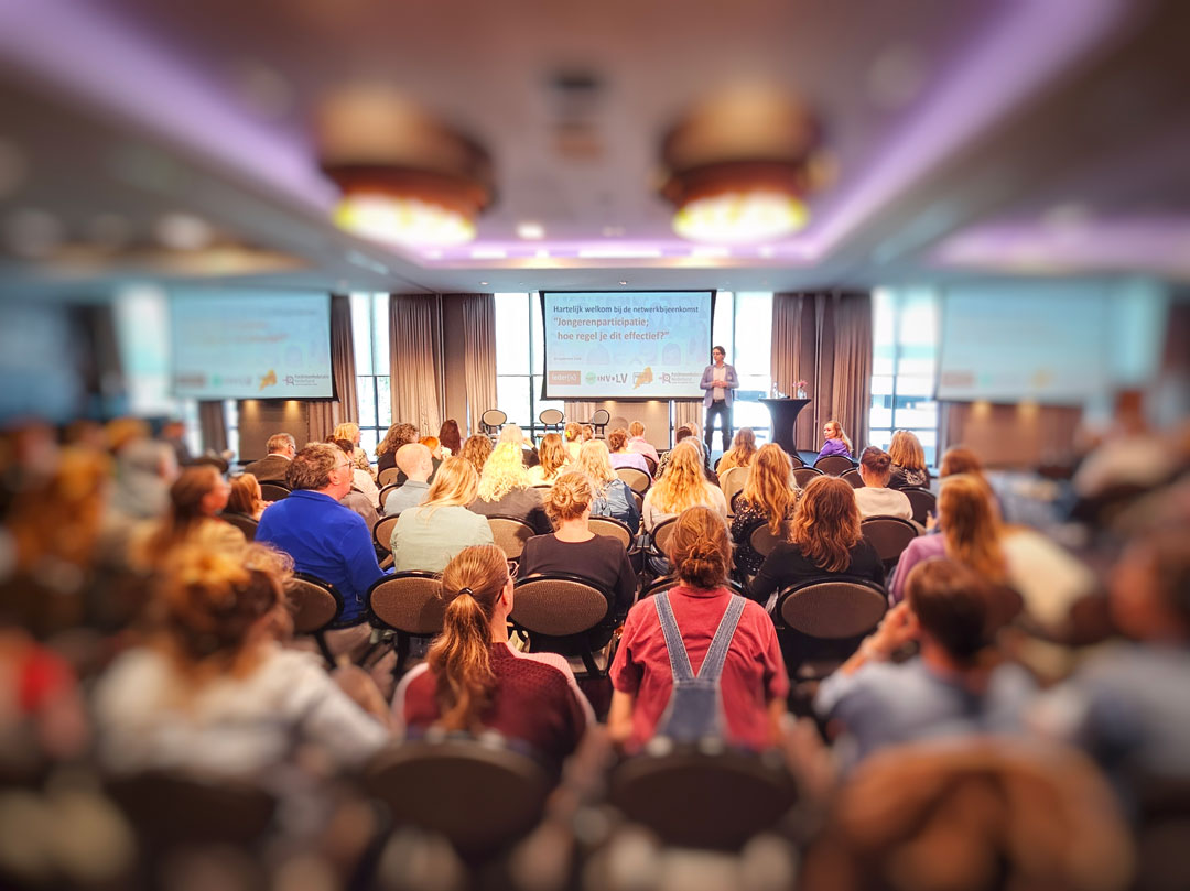 Een presentatie in een zaal